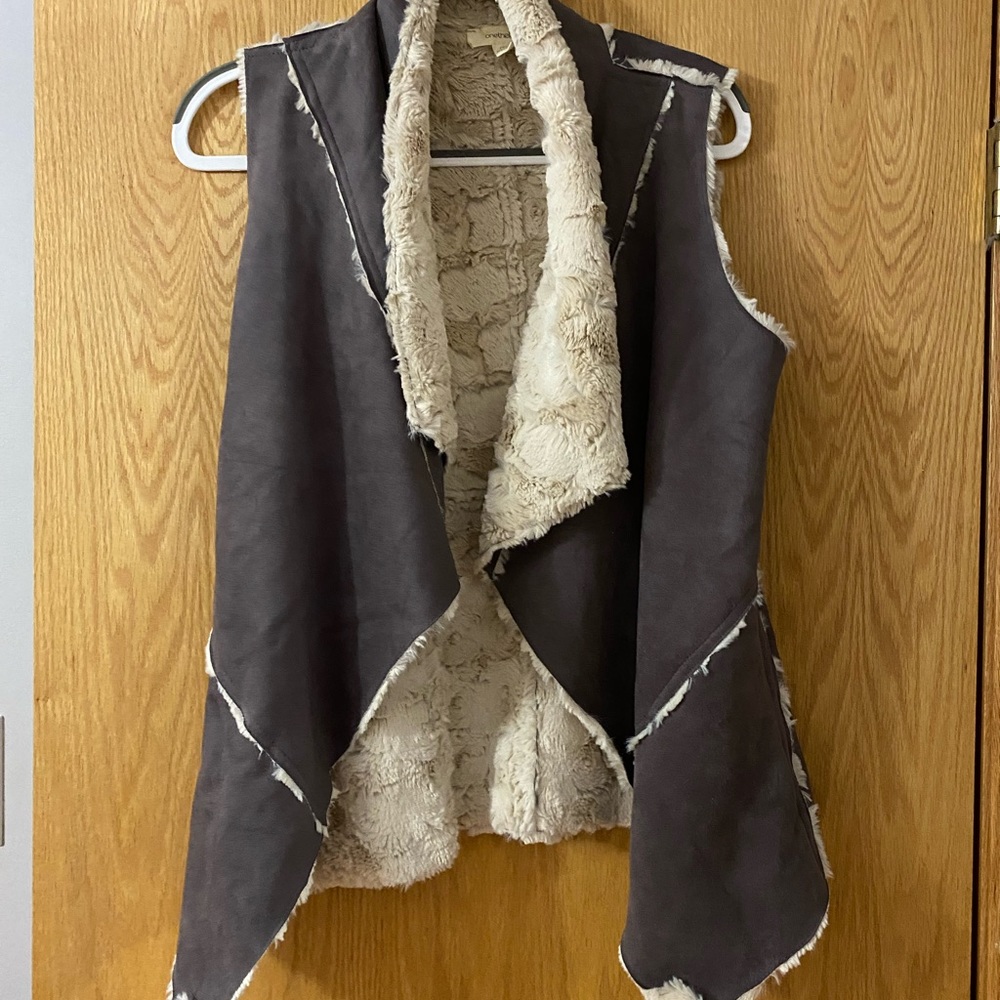 Fuzzy multi-color vest size medium
